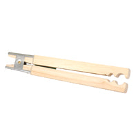 WOODEN PLIER TO HOLD RINGS AND BEADS